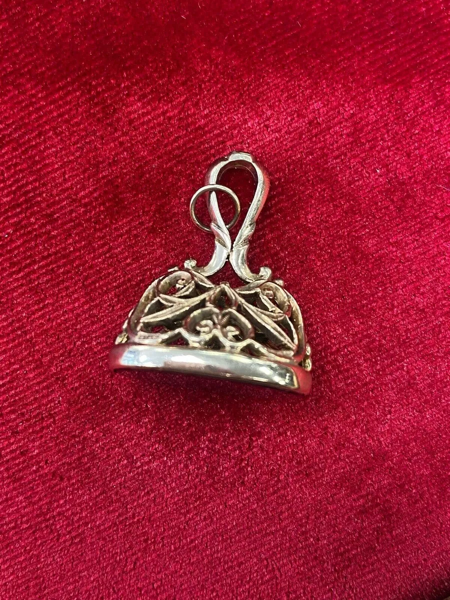 Vintage Gold Fob with Oynx stone - Image 3