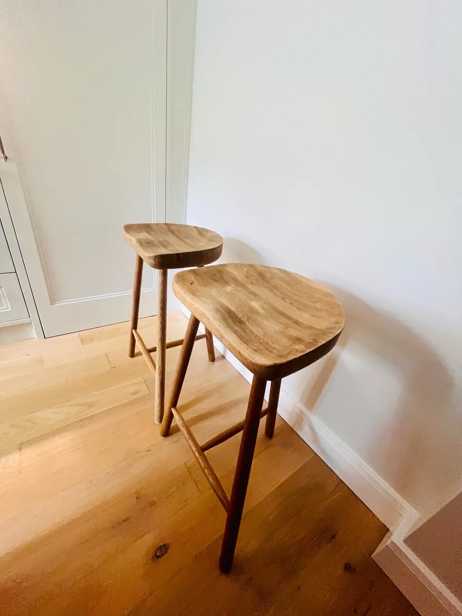 Bar stool solid Oak - Image 1