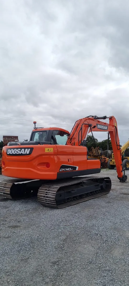 Doosan DX 140 LC - Image 1