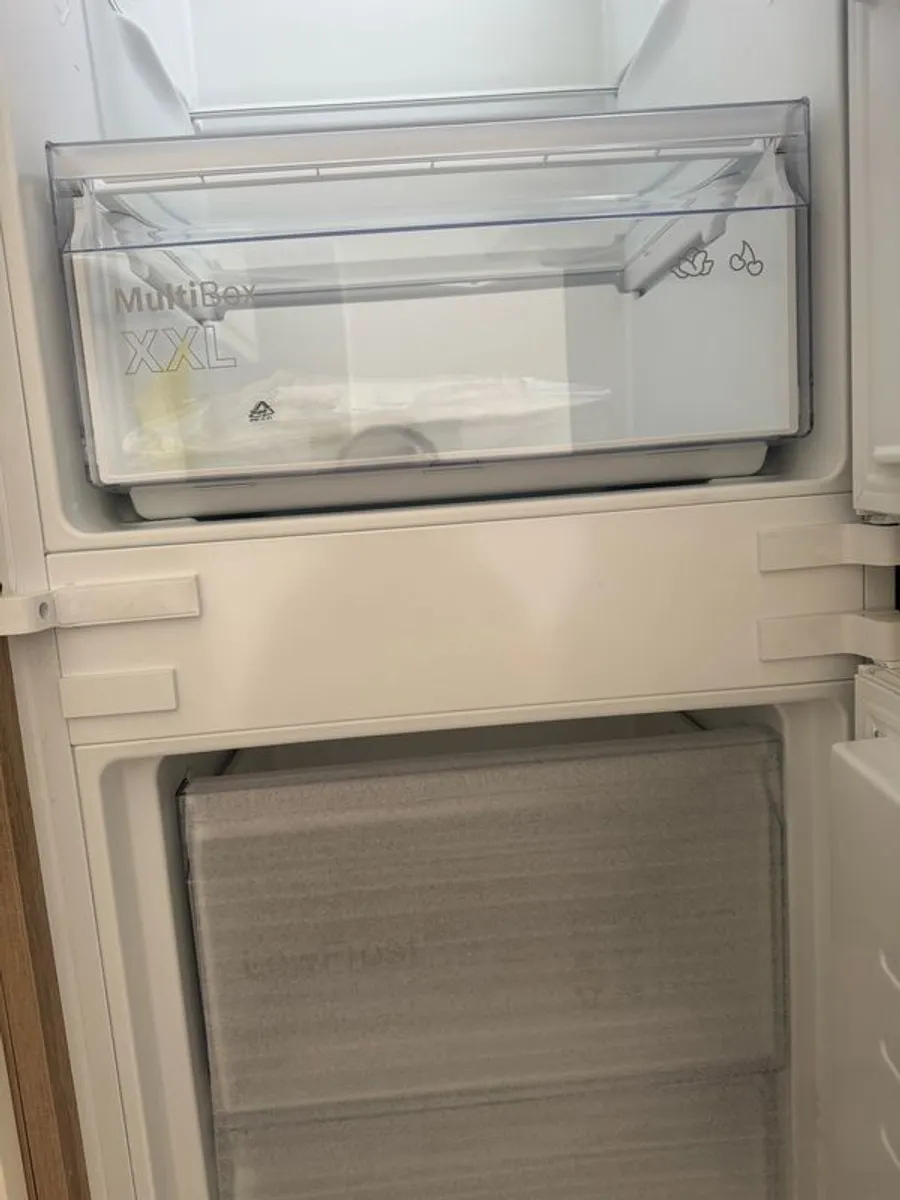 Fridge - Image 4