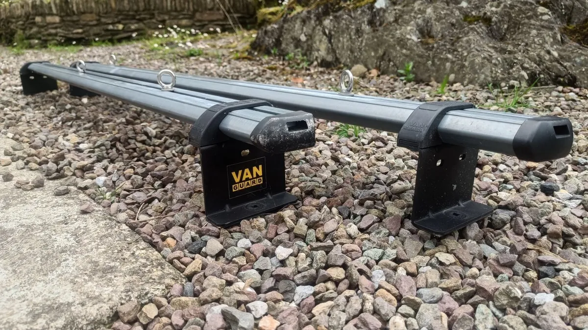 Transporter roof bars - Image 1