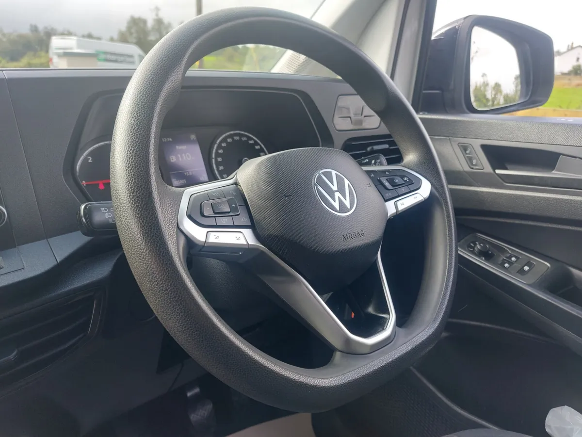 VW CADDY 2022' 102 BHP / M6F - Image 4