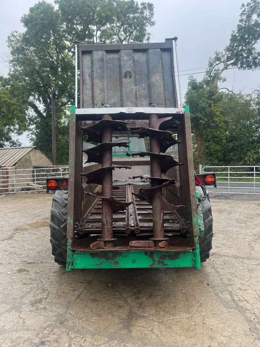 Samson SP9 Dung Spreader - Image 4