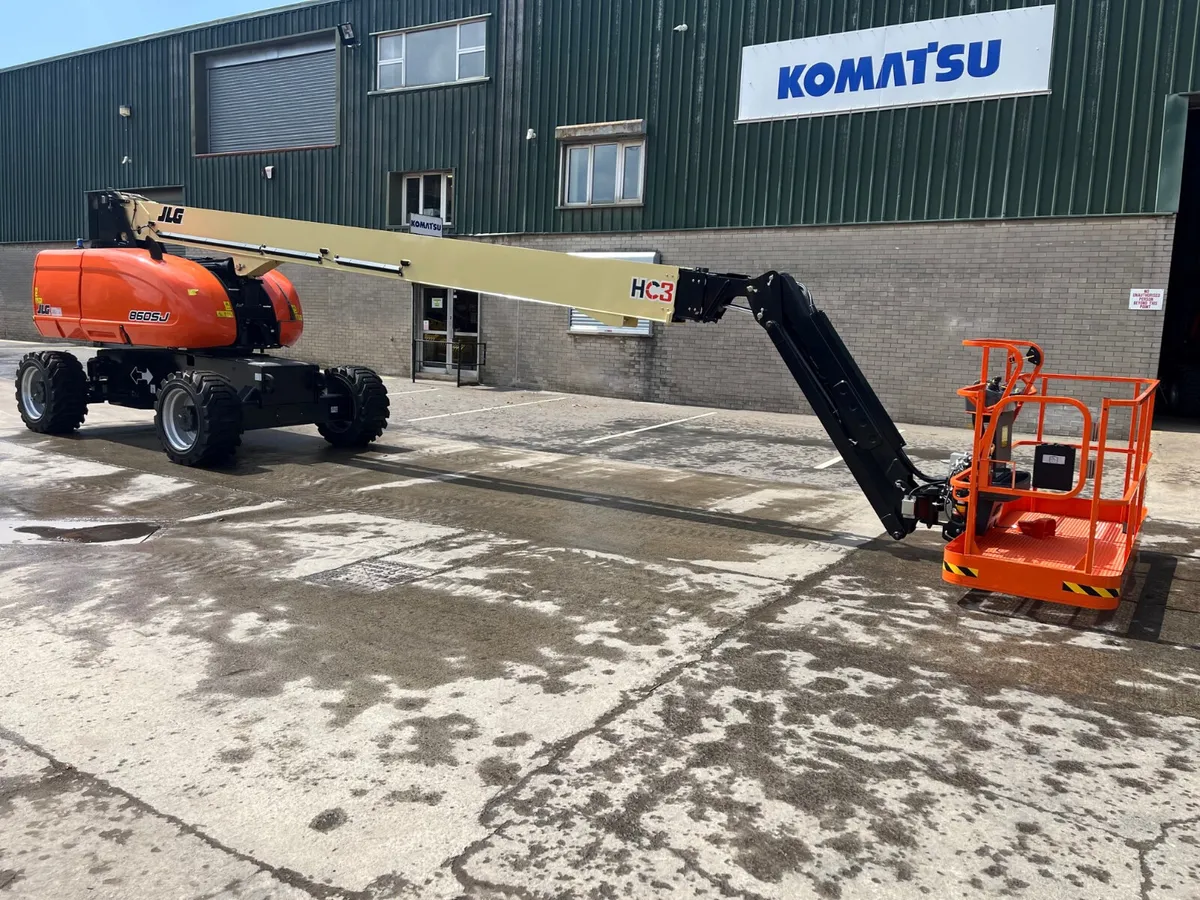 New JLG 860SJ HC3 Hi-Capacity Telescopic Boom Lift - Image 3
