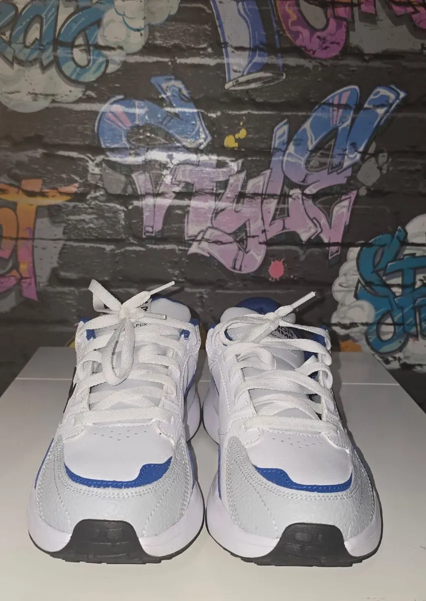 Mens trainers - Image 2