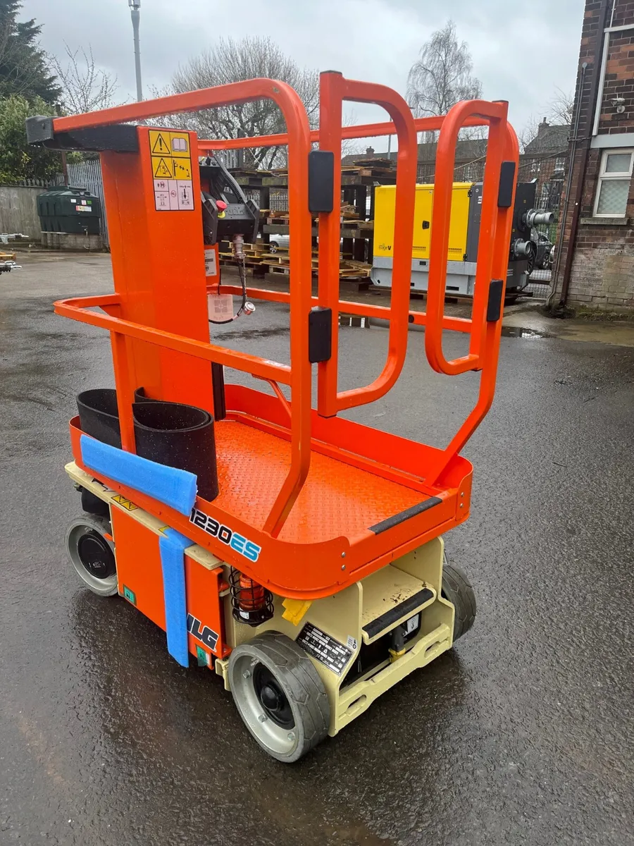 New JLG 1230ES Vertical Mast Lifts - Image 1