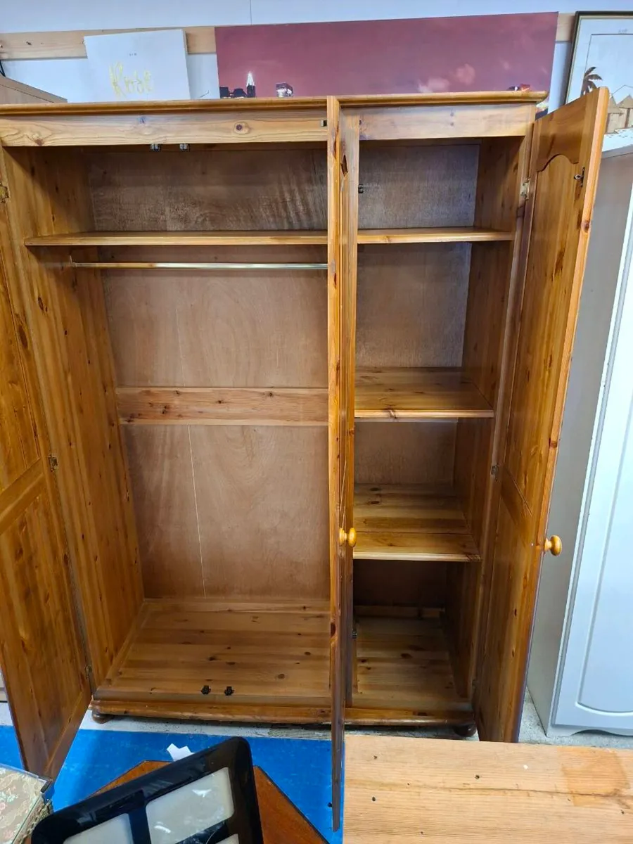 WARDROBE - Image 3