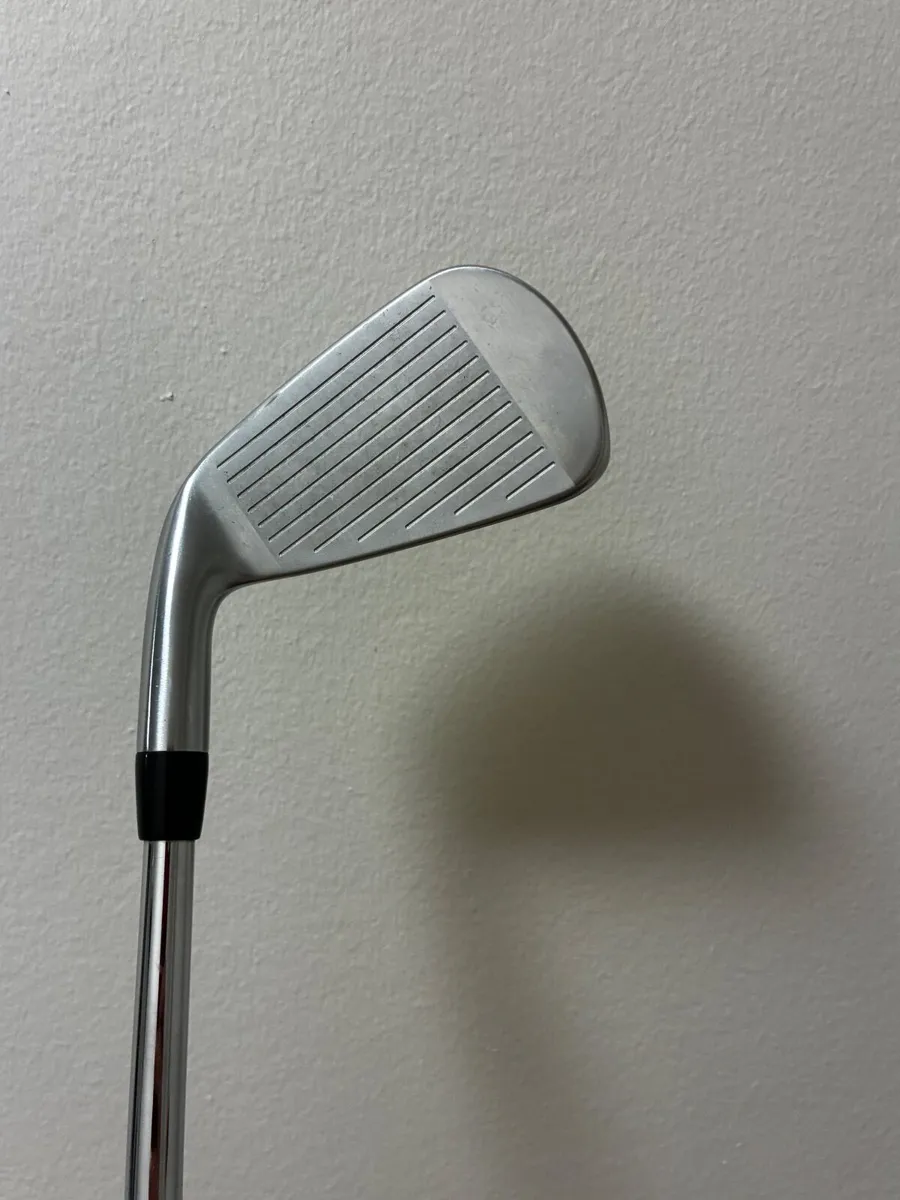Titleist 2 Iron - Image 3