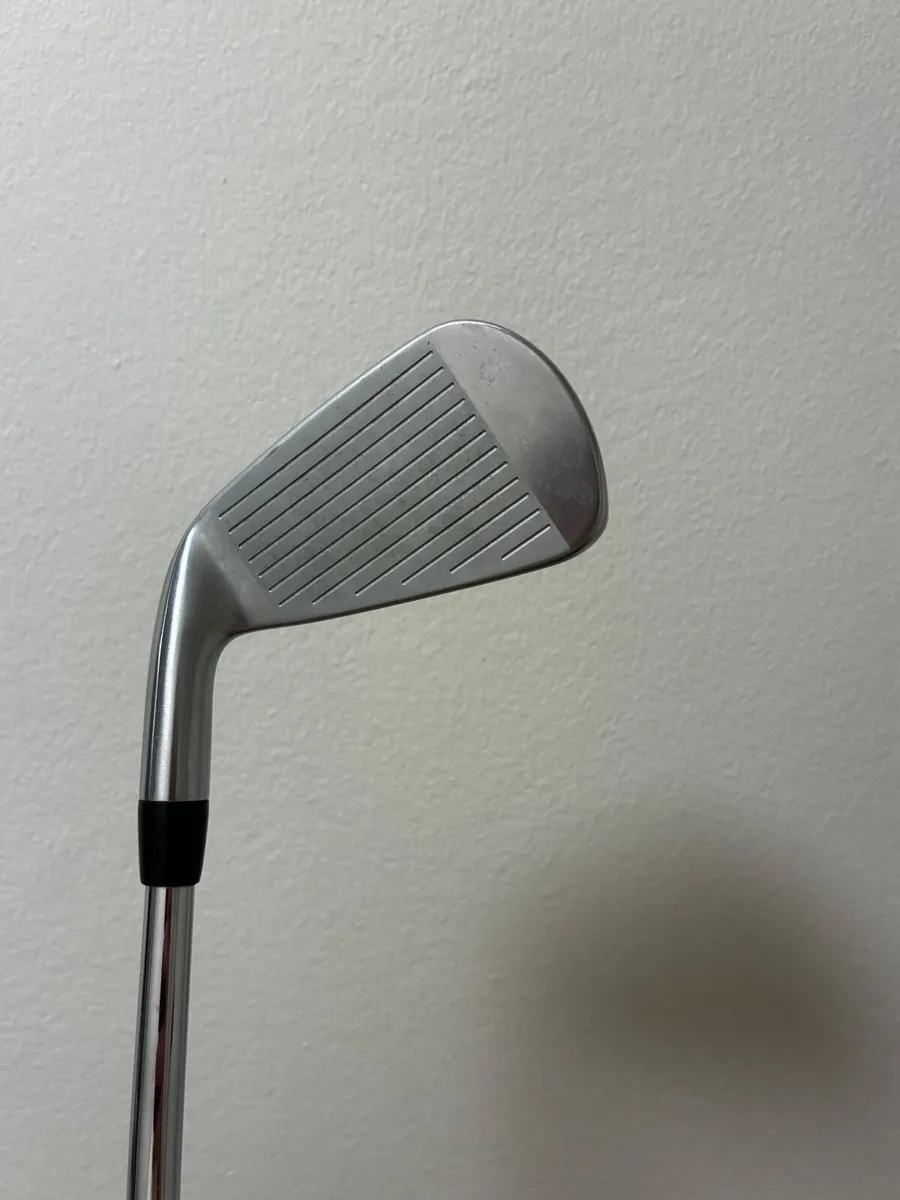 Titleist 2 Iron - Image 4