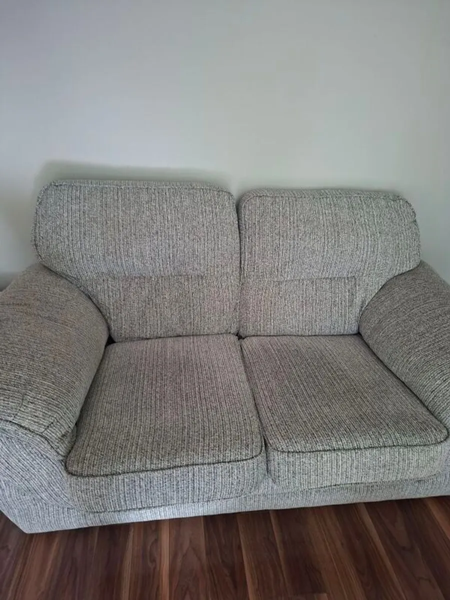 Large two seater sofa couch - Image 1