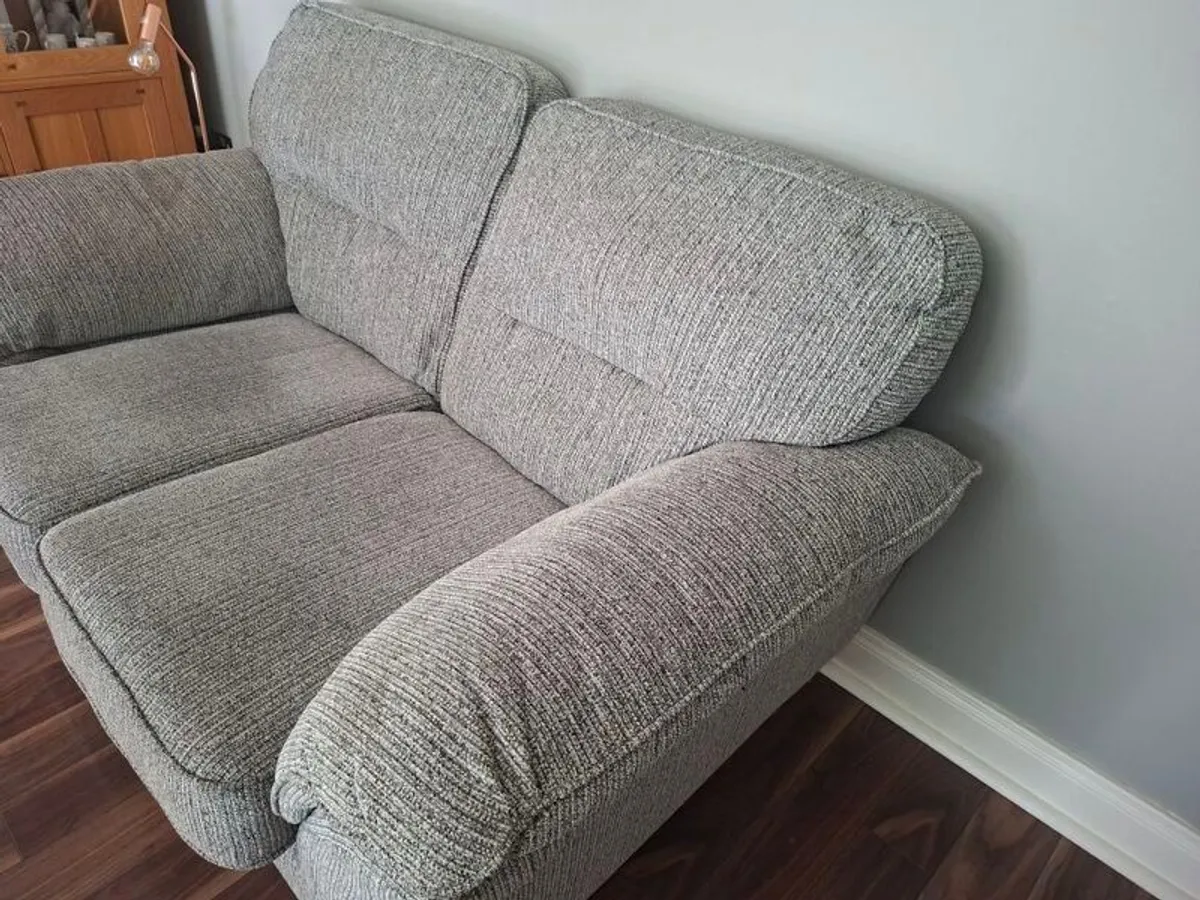 Large two seater sofa couch - Image 2