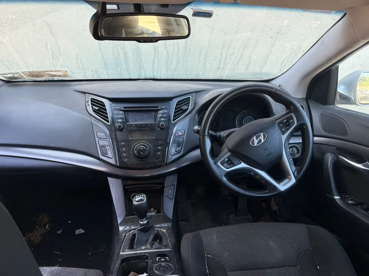 2013 Hyundai I40 parts - Image 2