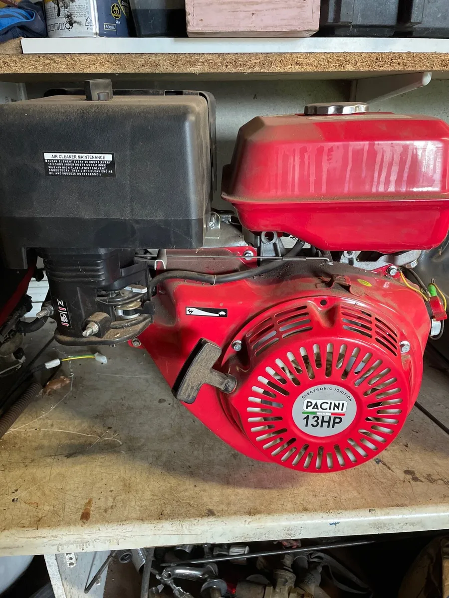 Pacini 13 hp engine - Image 1