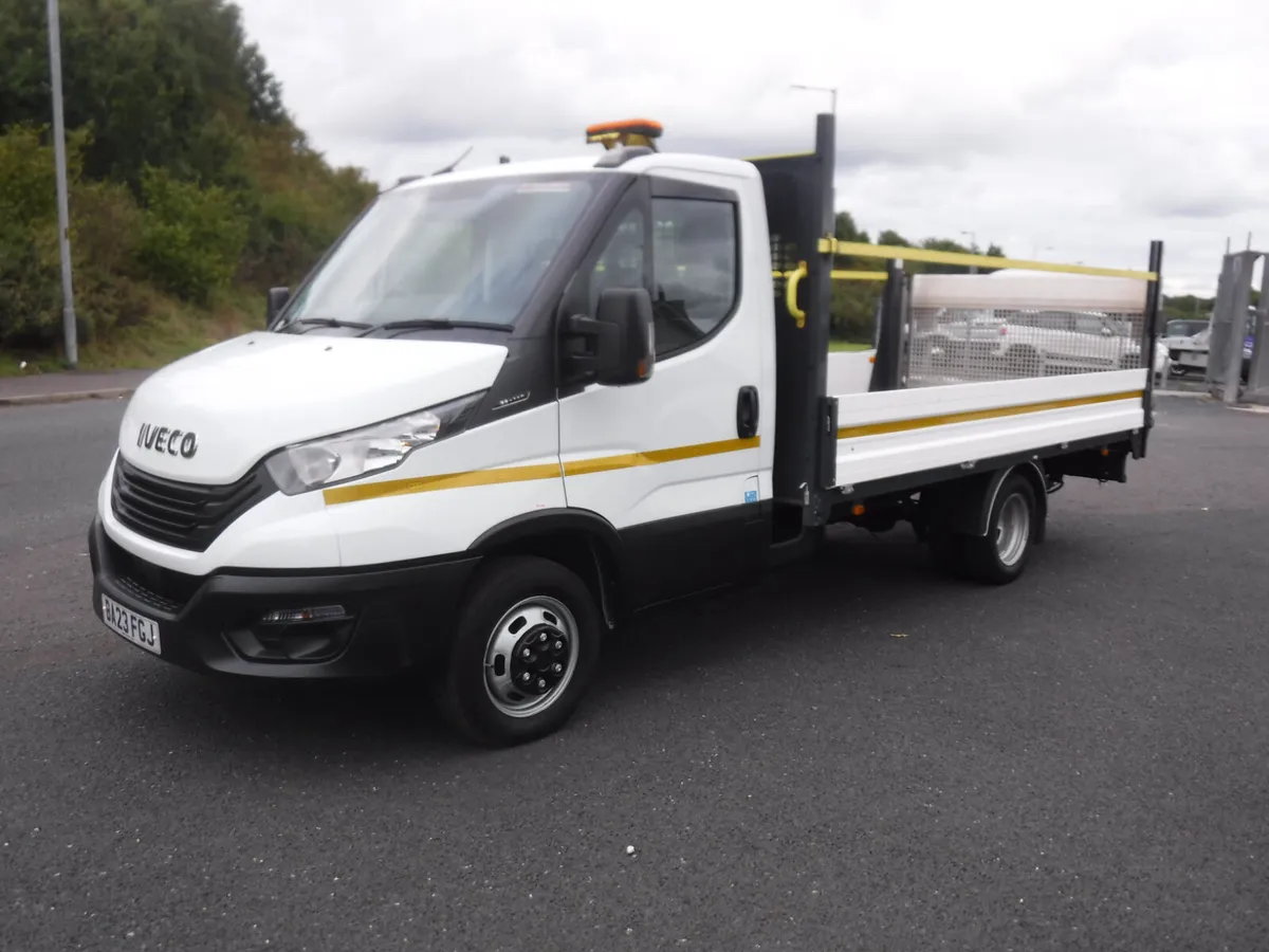 Iveco Daily 35-140 Dropside 2023 3500kg gross - Image 1
