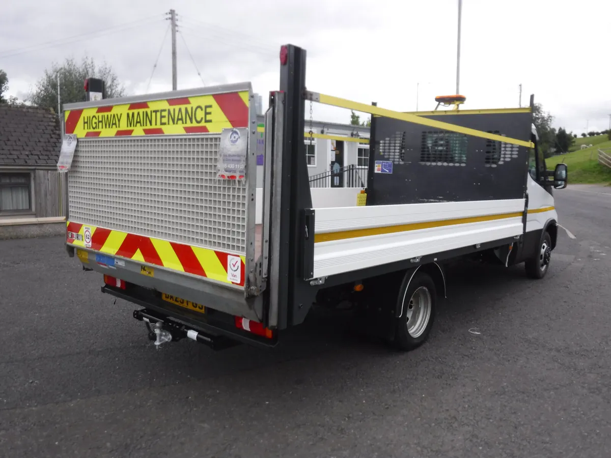 Iveco Daily 35-140 Dropside 2023 3500kg gross - Image 4