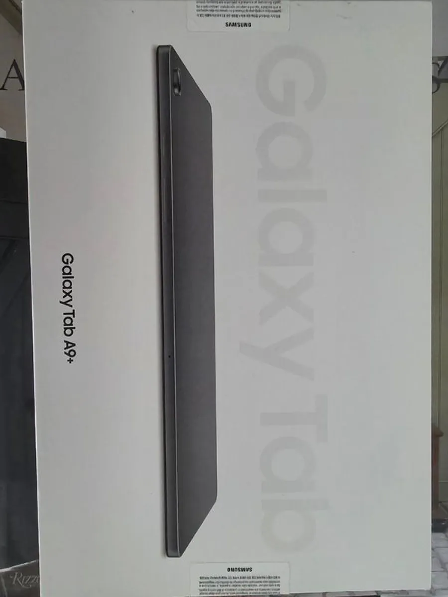 Samsung Galaxy A9  Tablet - Image 1
