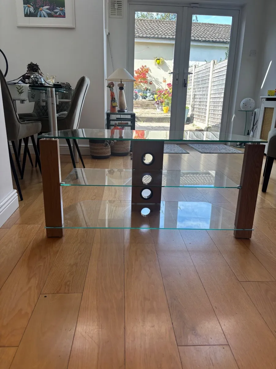 Tv stand - Image 2