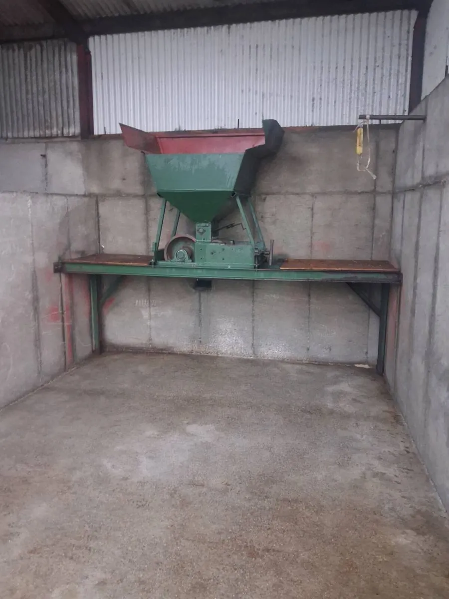 Grass harrow grain roller - Image 2