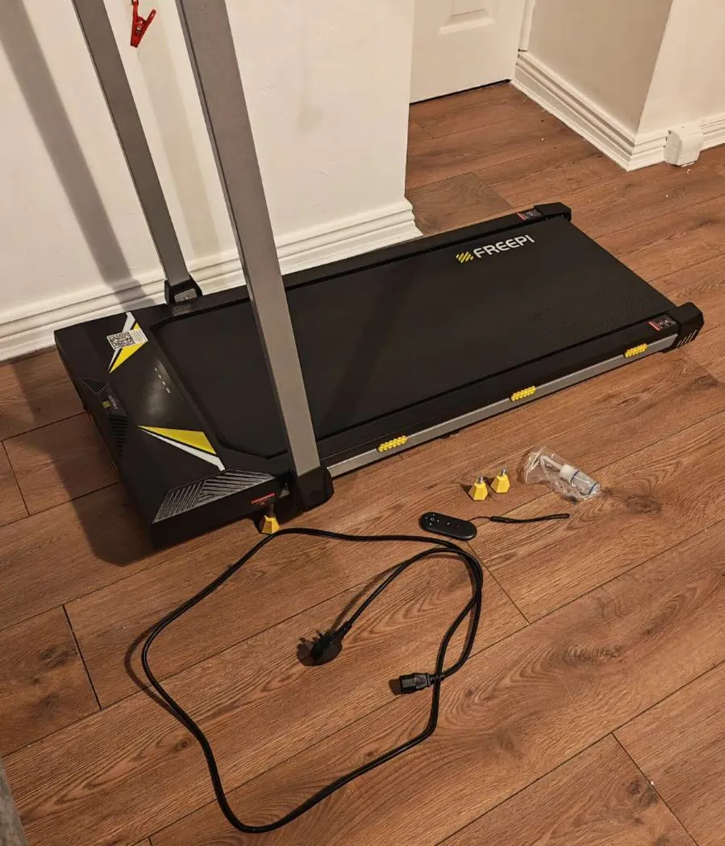 TREADMILL WALK PAD/ ROWING MACHINE - Image 2