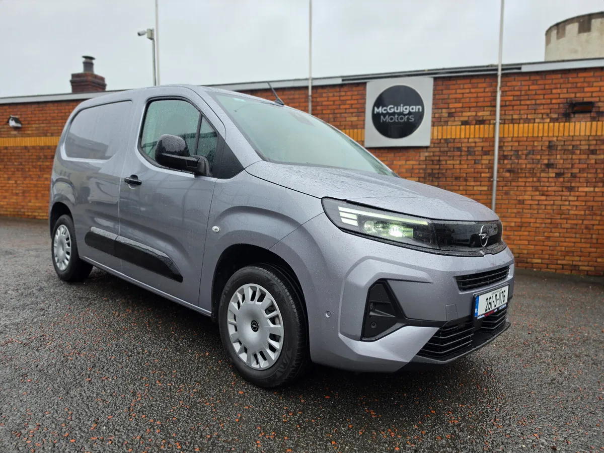 Opel Combo Cargo Sportive 1.5 2026 - Image 2