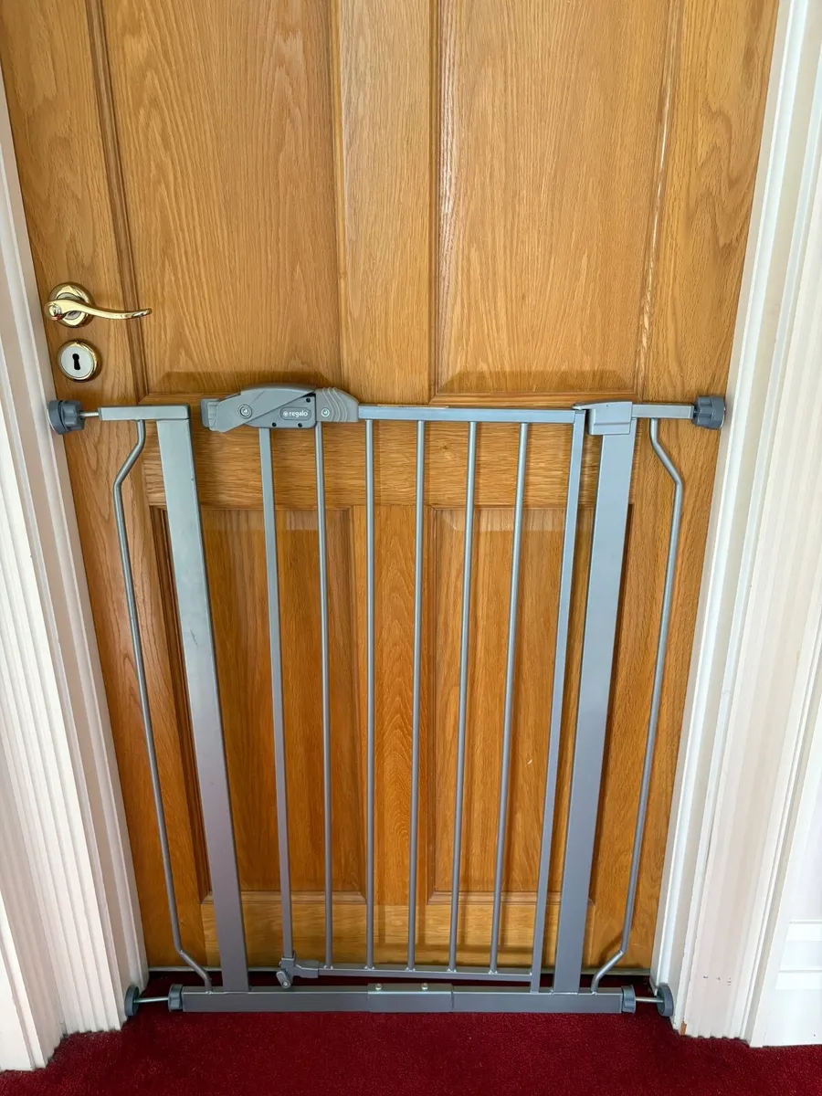 Extra Tall Stair Gate - Image 3