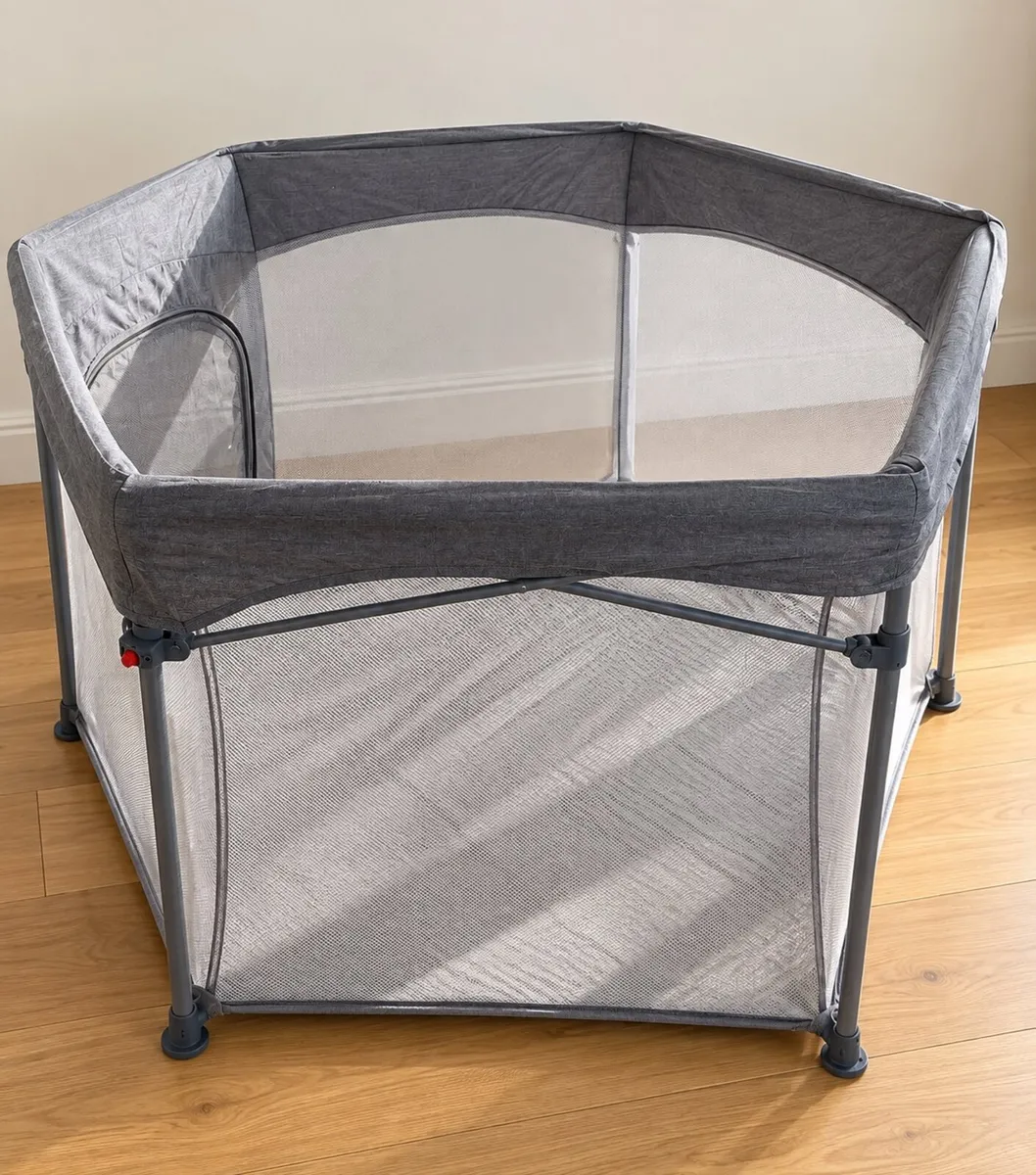 Portable Playpen - Image 1