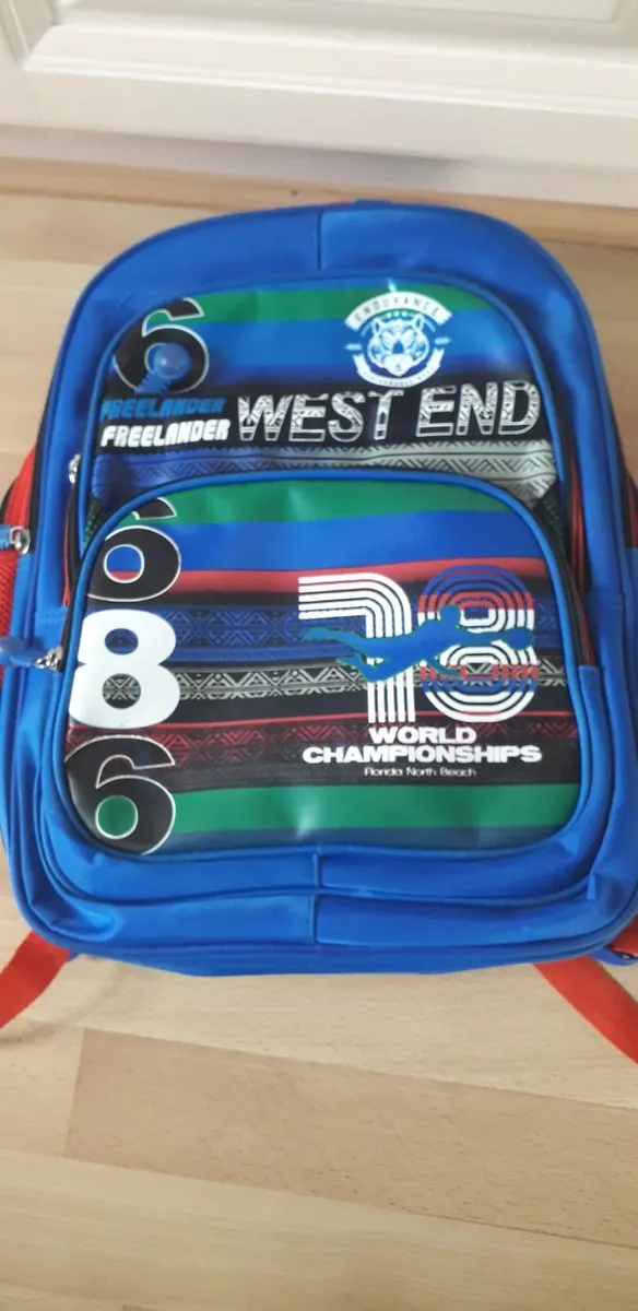 school bag - Image 1