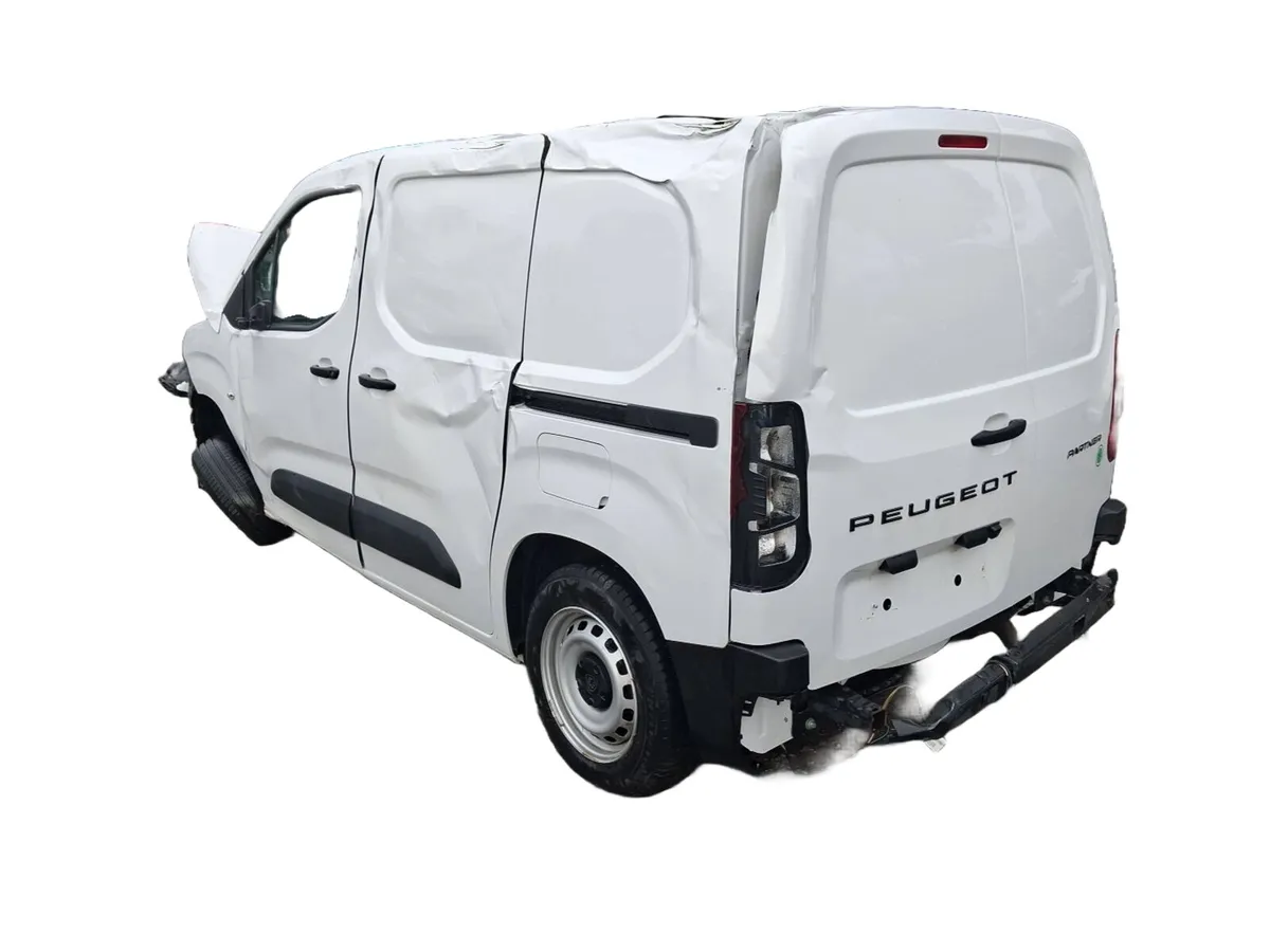 2018-2024 MK3 Peugeot Partner For Breaking - Image 2