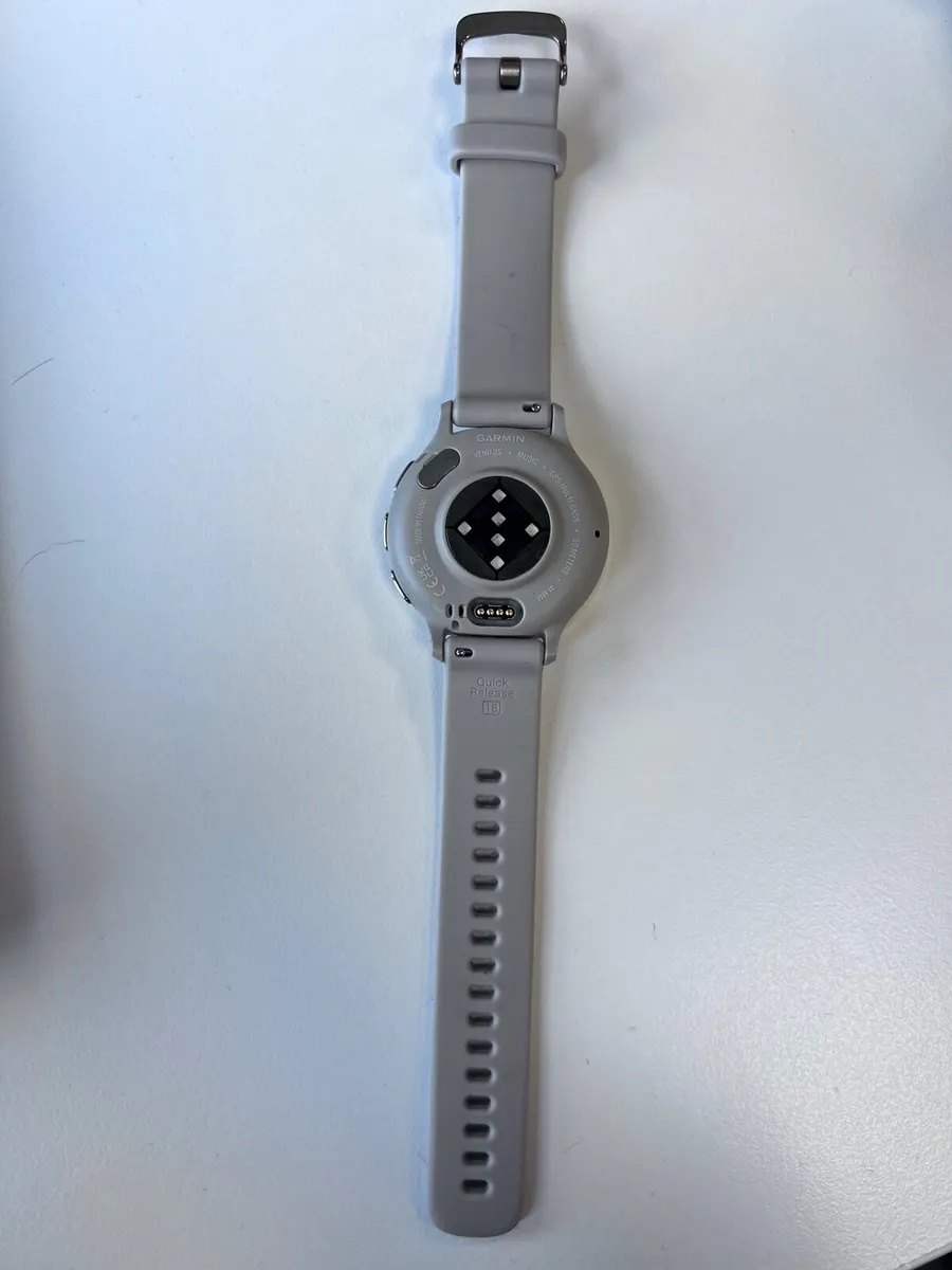 Garmin Venu 3s GPS Smartwatch - Image 2