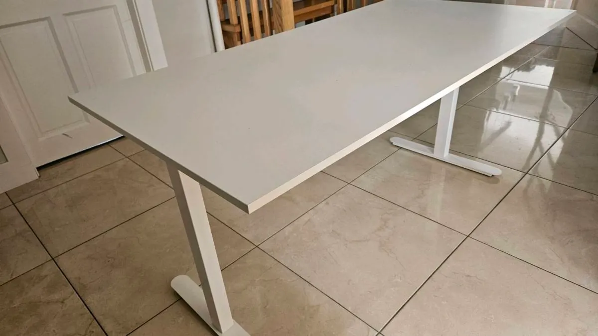 Office Desk - Image 1