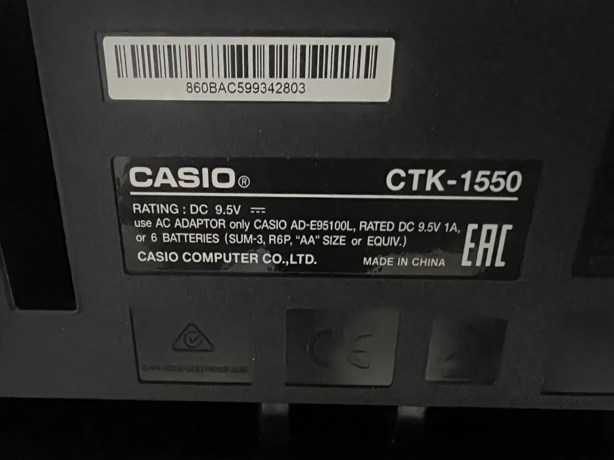 CASIO CTK-1550 piano keyboard - Image 2