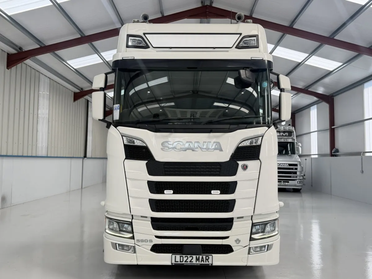 2022 SCANIA 590S HIGHLINE - Image 2