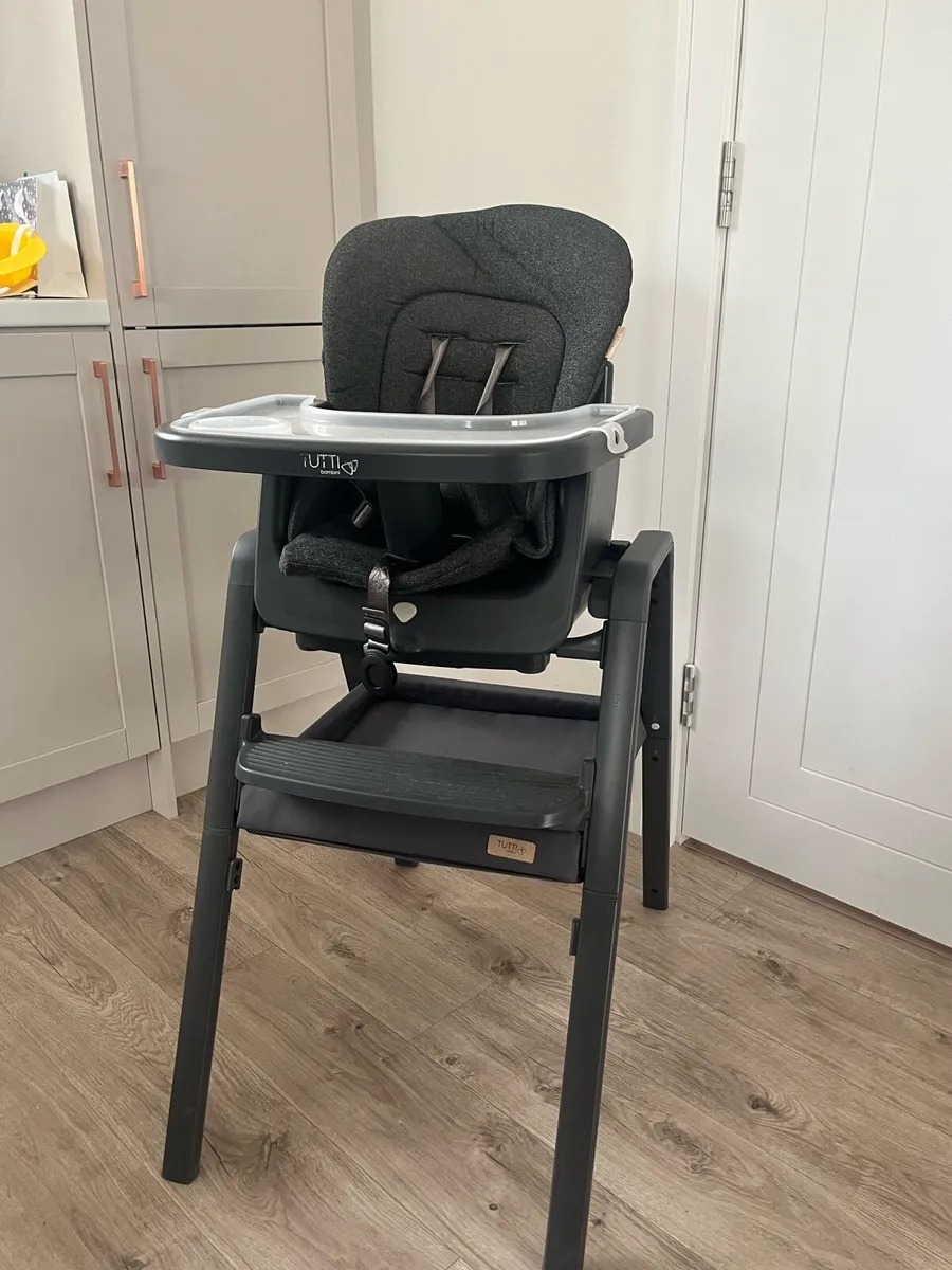Tutti Bambini Nova Lite High Chair and Rocker Grey - Image 2