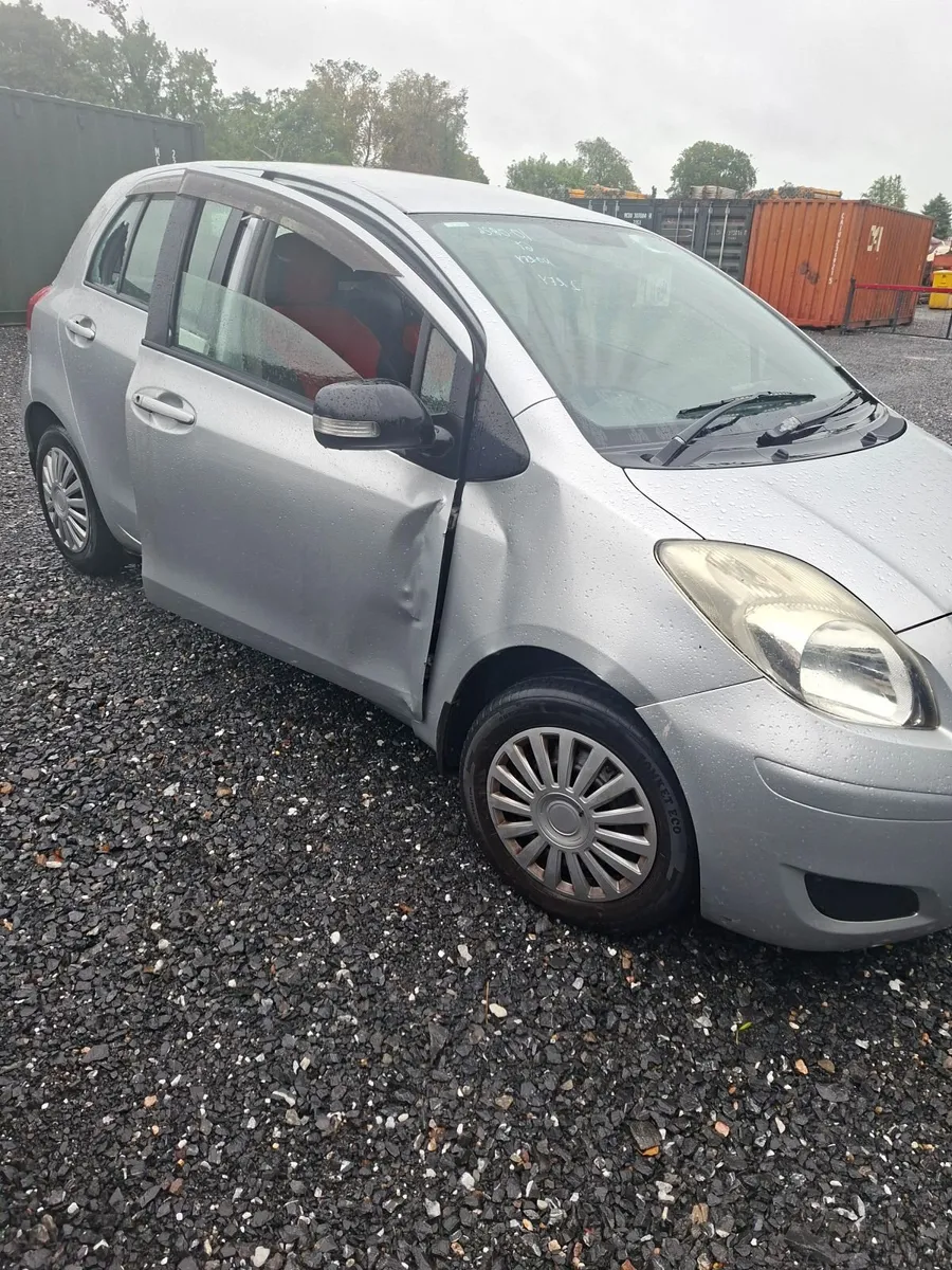 Toyota vitz automatic 2009 - Image 1