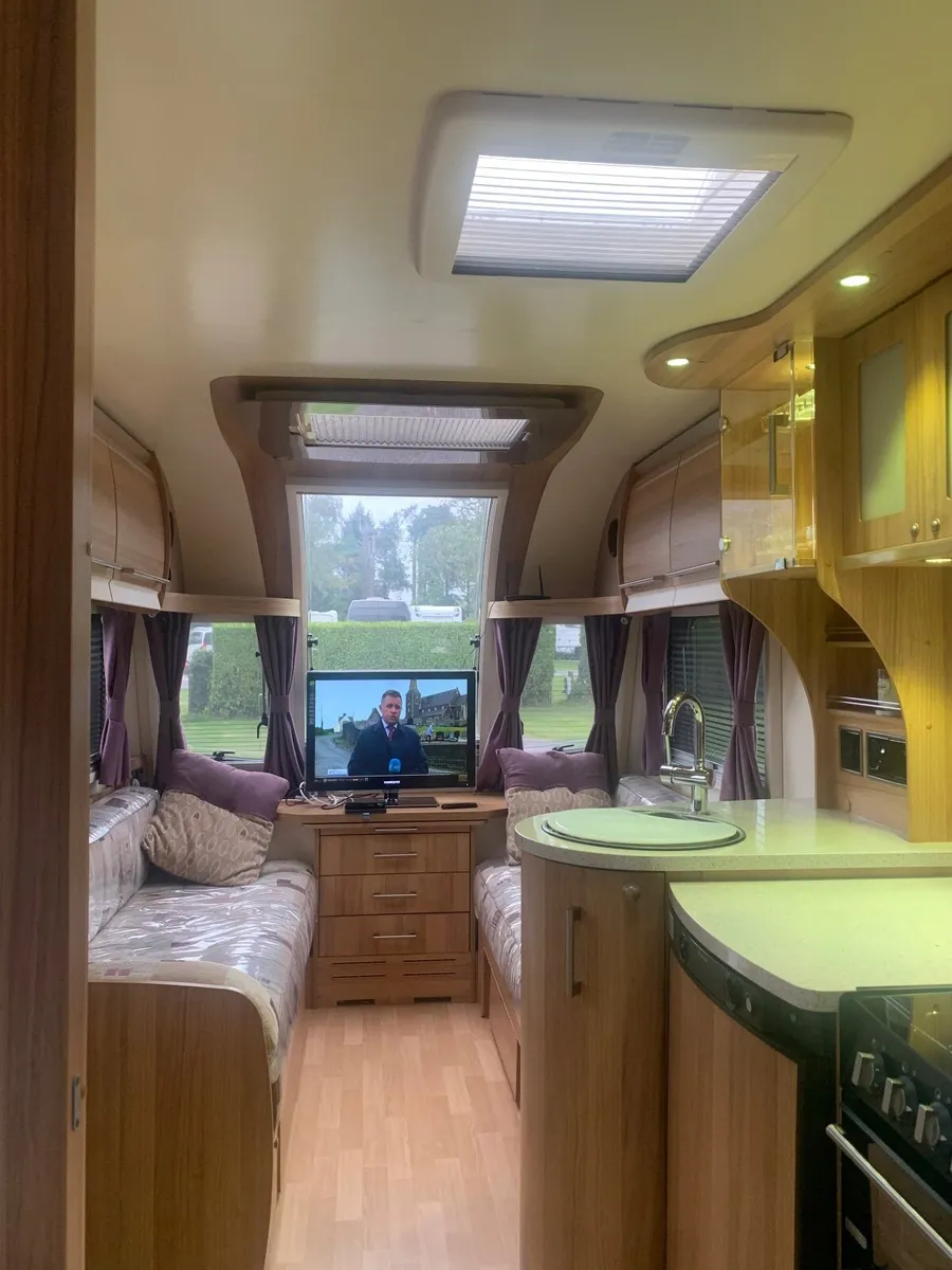 2013 Bailey unicorn 4 berth fixed bed - Image 4