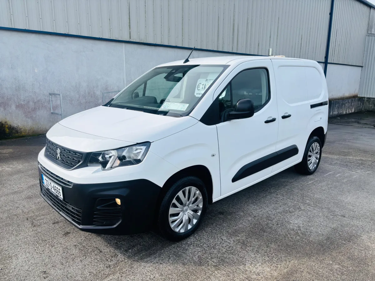 221 Peugeot partner 1.5 100bhp PRO €10,450 + VAT - Image 1