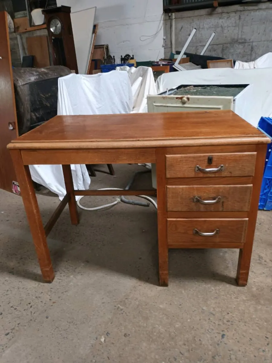 Traditional Pine Desk - Image 1