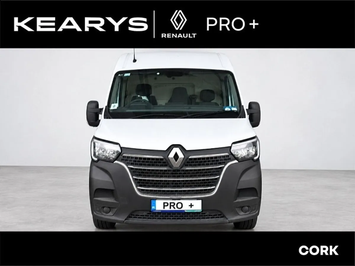 Renault Master FWD MM33 Blue dCi 135 Business+ E6E - Image 1