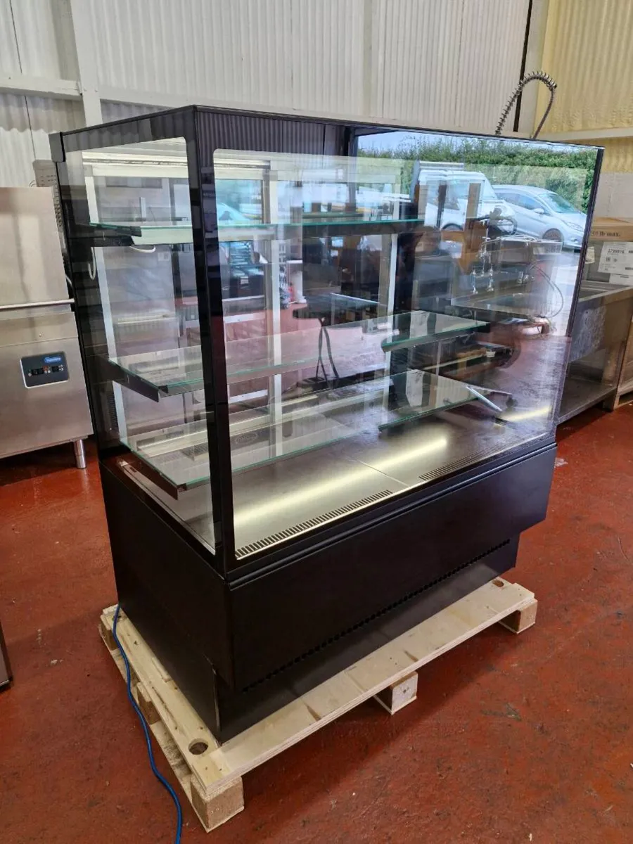 Teconodom 1200mm Cake Display Fridge - Image 1