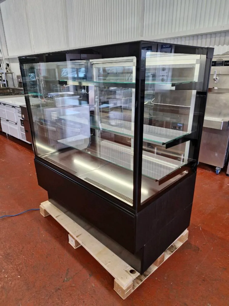 Teconodom 1200mm Cake Display Fridge - Image 2