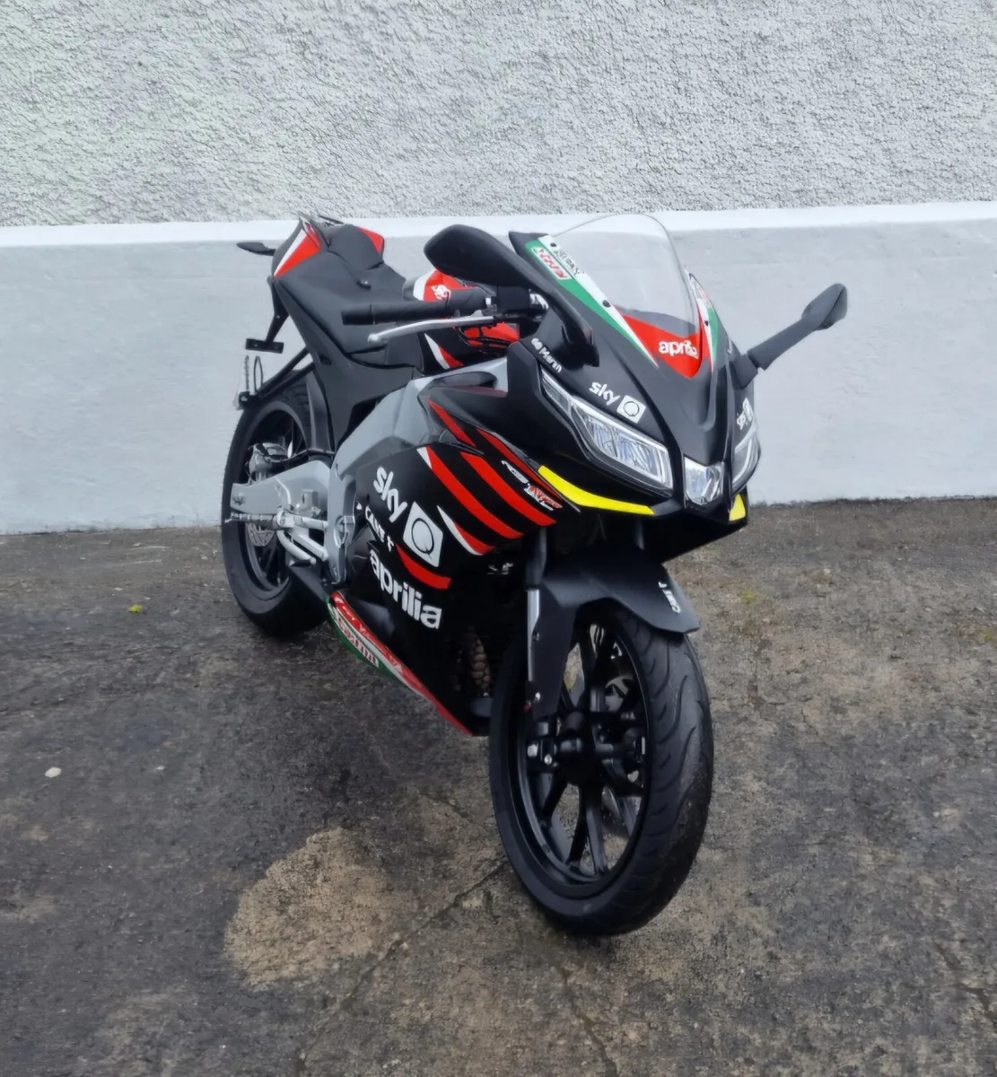 RS125 GP @ Doyles - Image 2