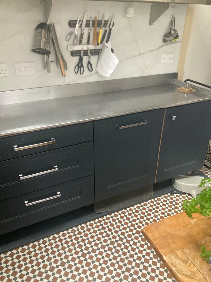 Kitchen - Image 3