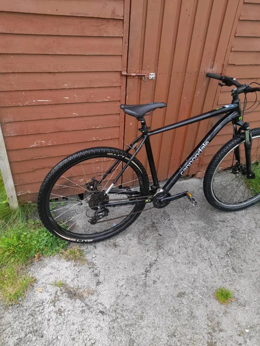 Black cannondale trail mountain bike for sale - Image 3