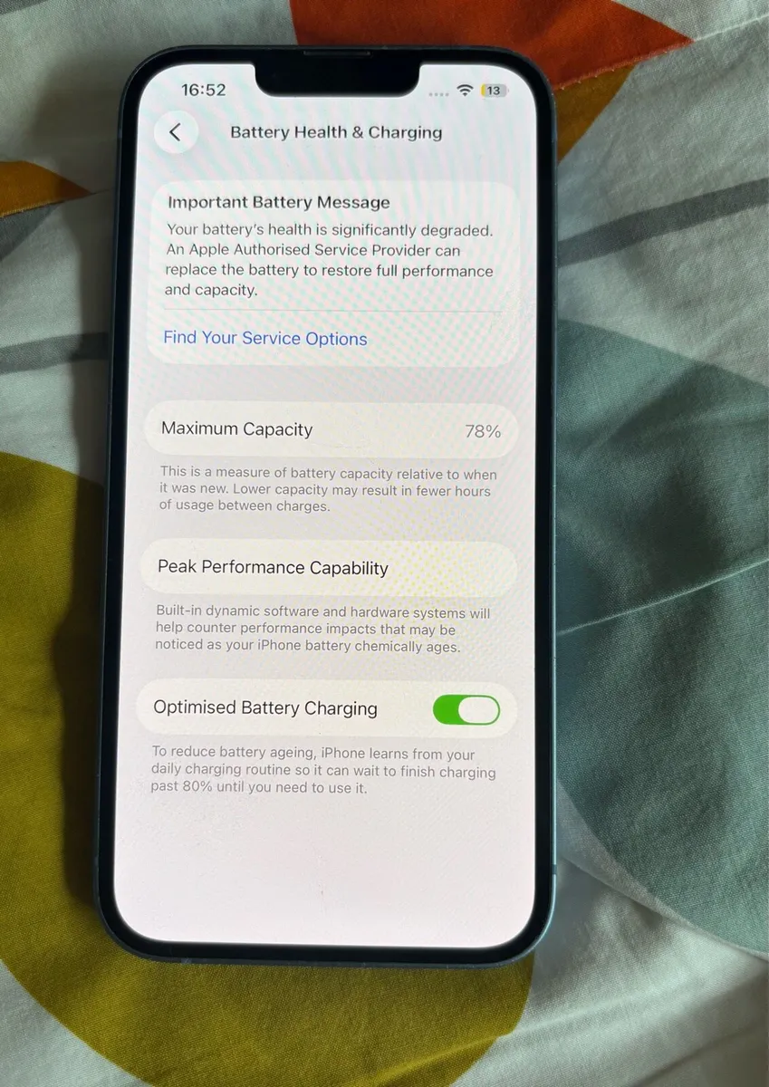 iPhone 14 - Image 4