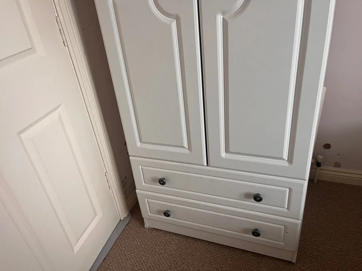Wardrobe free standing - Image 4