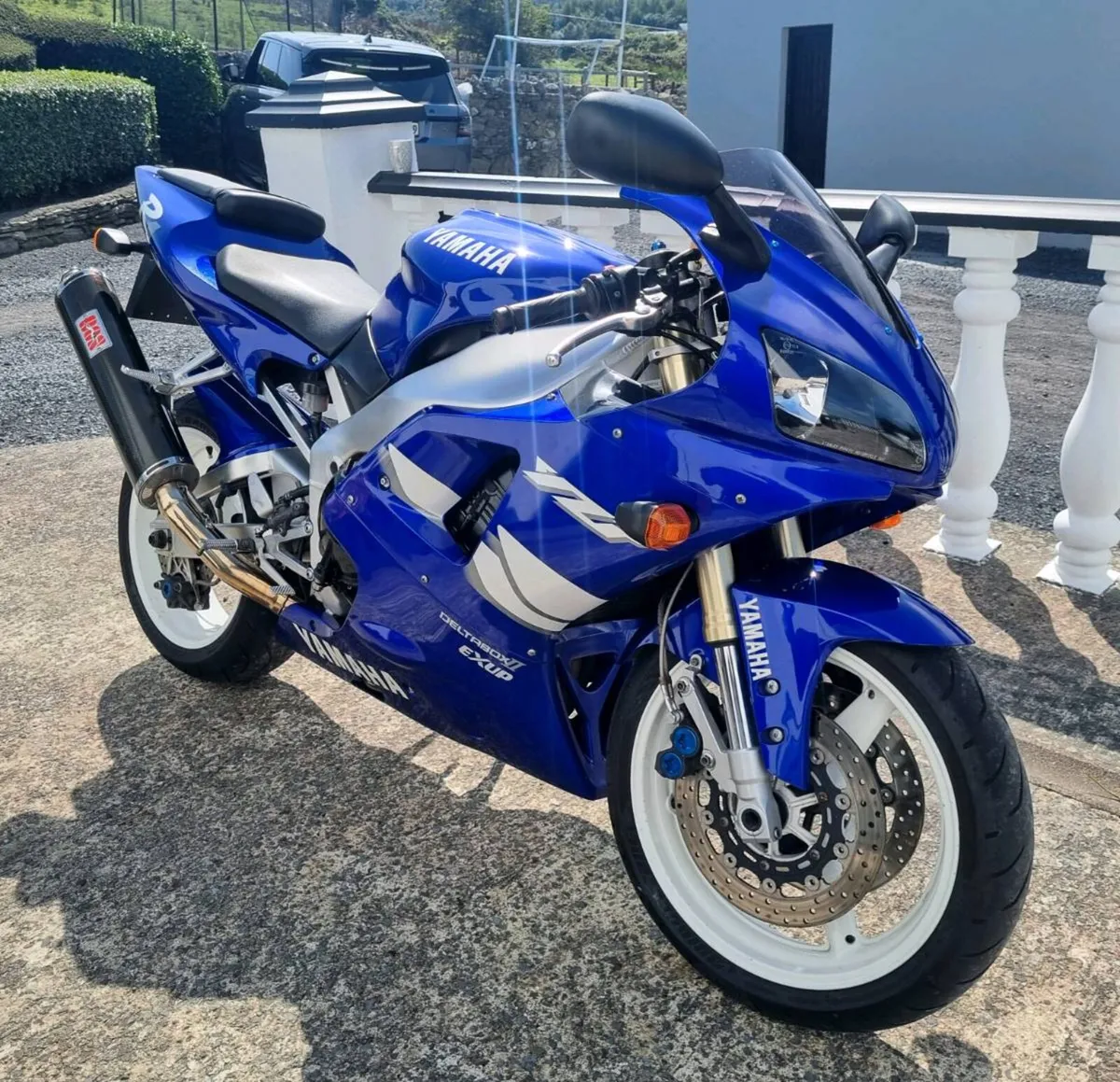 Yamaha r1 4xv - Image 4