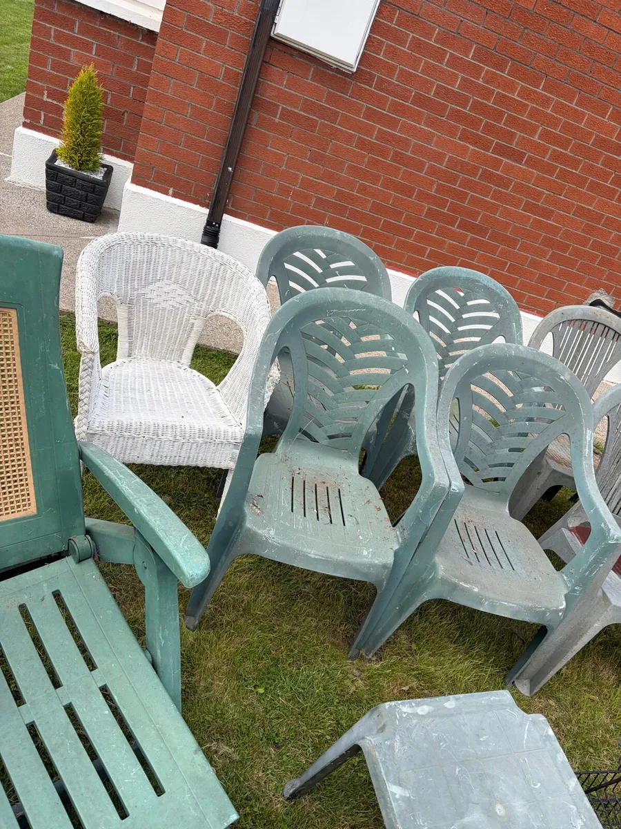 outdoor party table and chairs €30 everything - Image 4