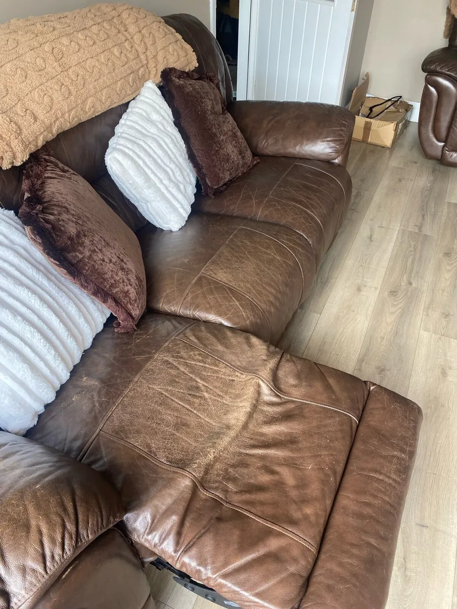3 seater and 1 seater brown leather sofa - Image 4