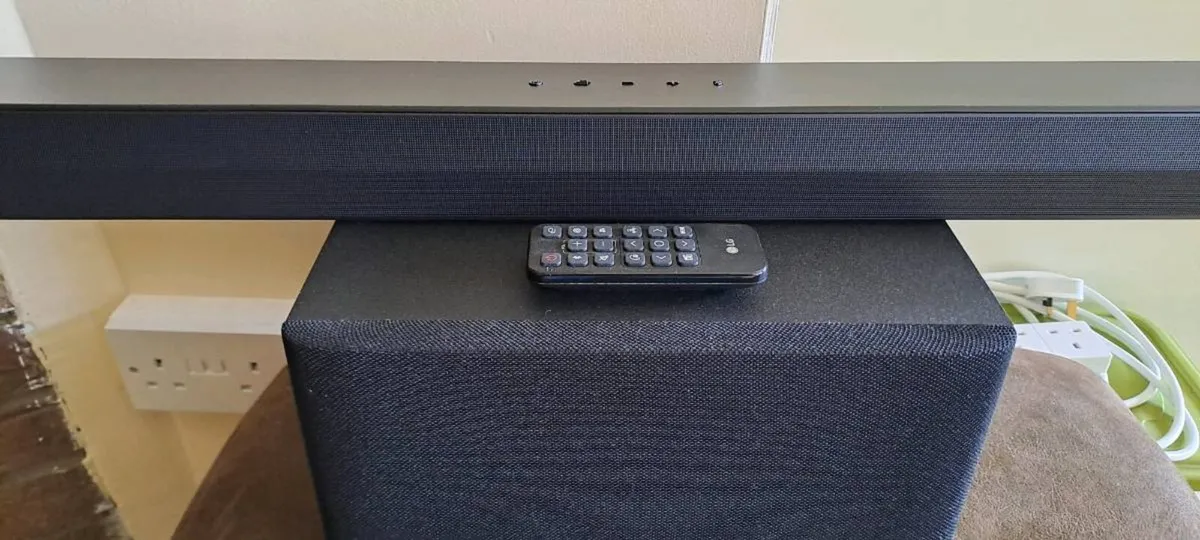 LG sound bar - Image 2