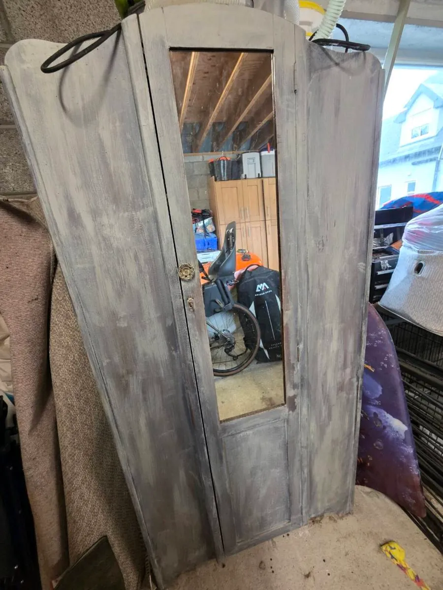 Wardrobe - Image 1
